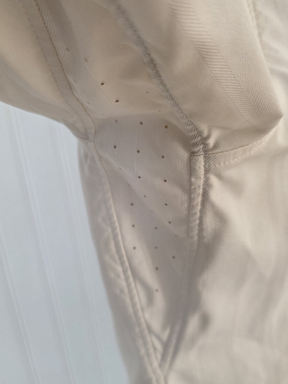 Athleta Urbanite UPF 50 Beige Long Sleeve Button Down Stretch Breathable M - Picture 5 of 9